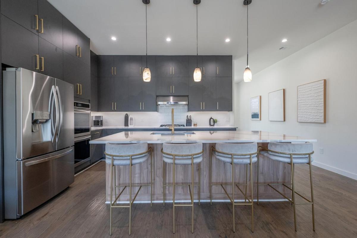 Pool 4 Bedroom Luxury In The Heart Of Dallas