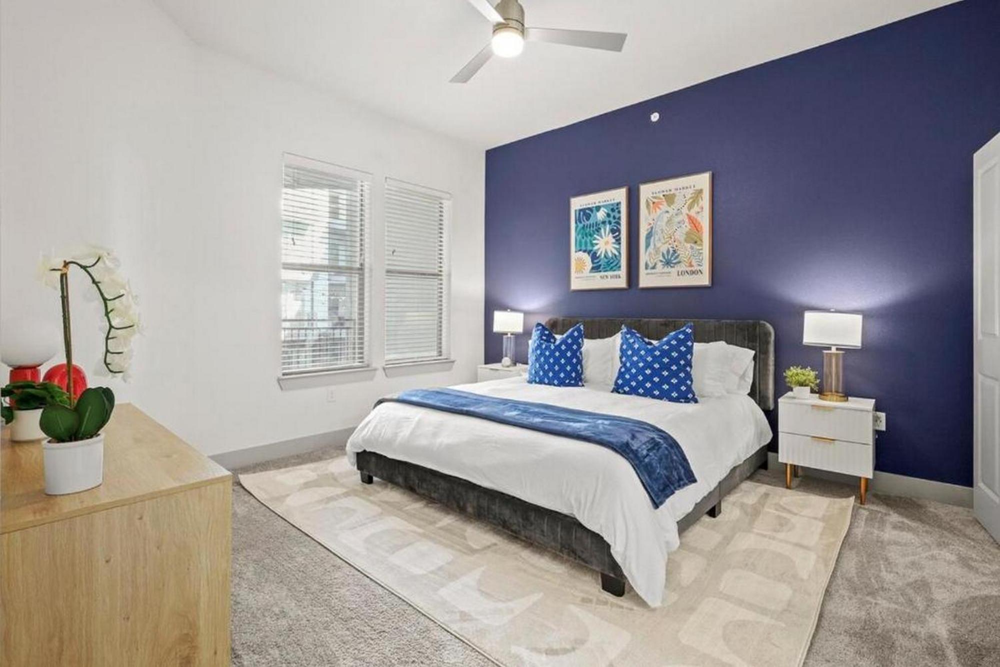 Apartment 2br Gated Free Parking Gym Pool Near Galleria Dallas