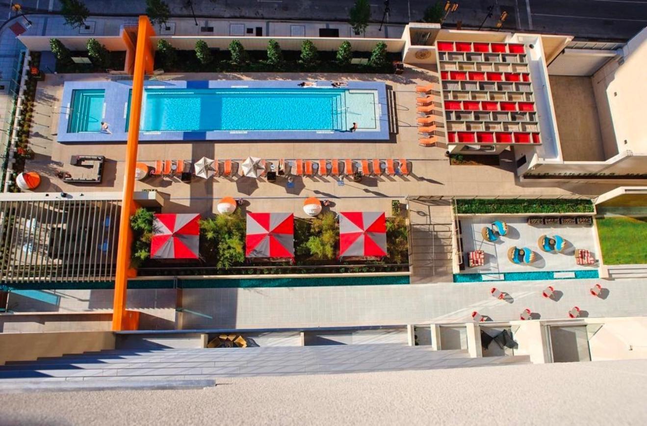 Modern Downtown View High-rise With Balcony, Gym, Pool, Free Parking 7th Floor * Dallas