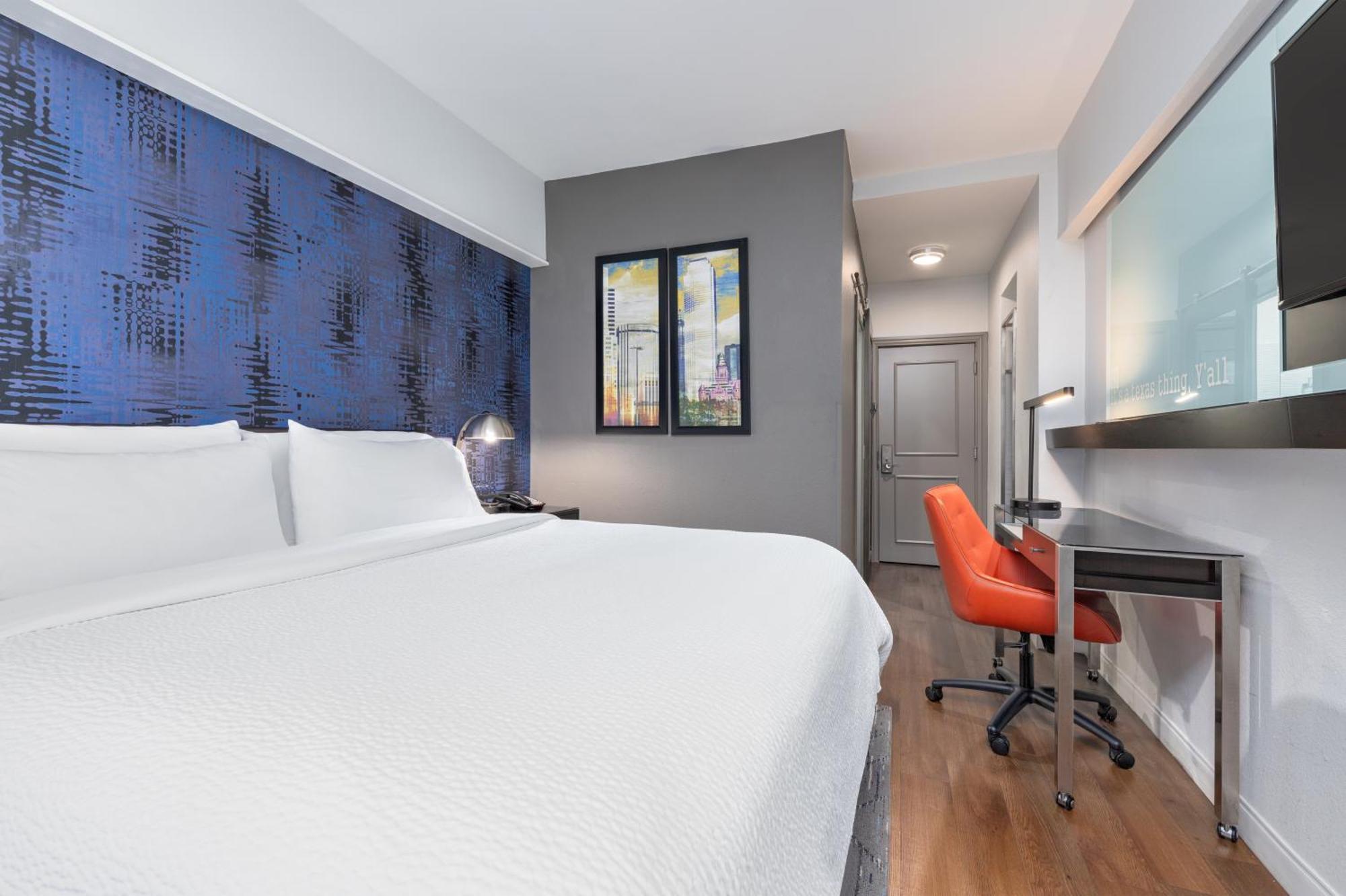 Hotel Express - Downtown By Ihg 3*