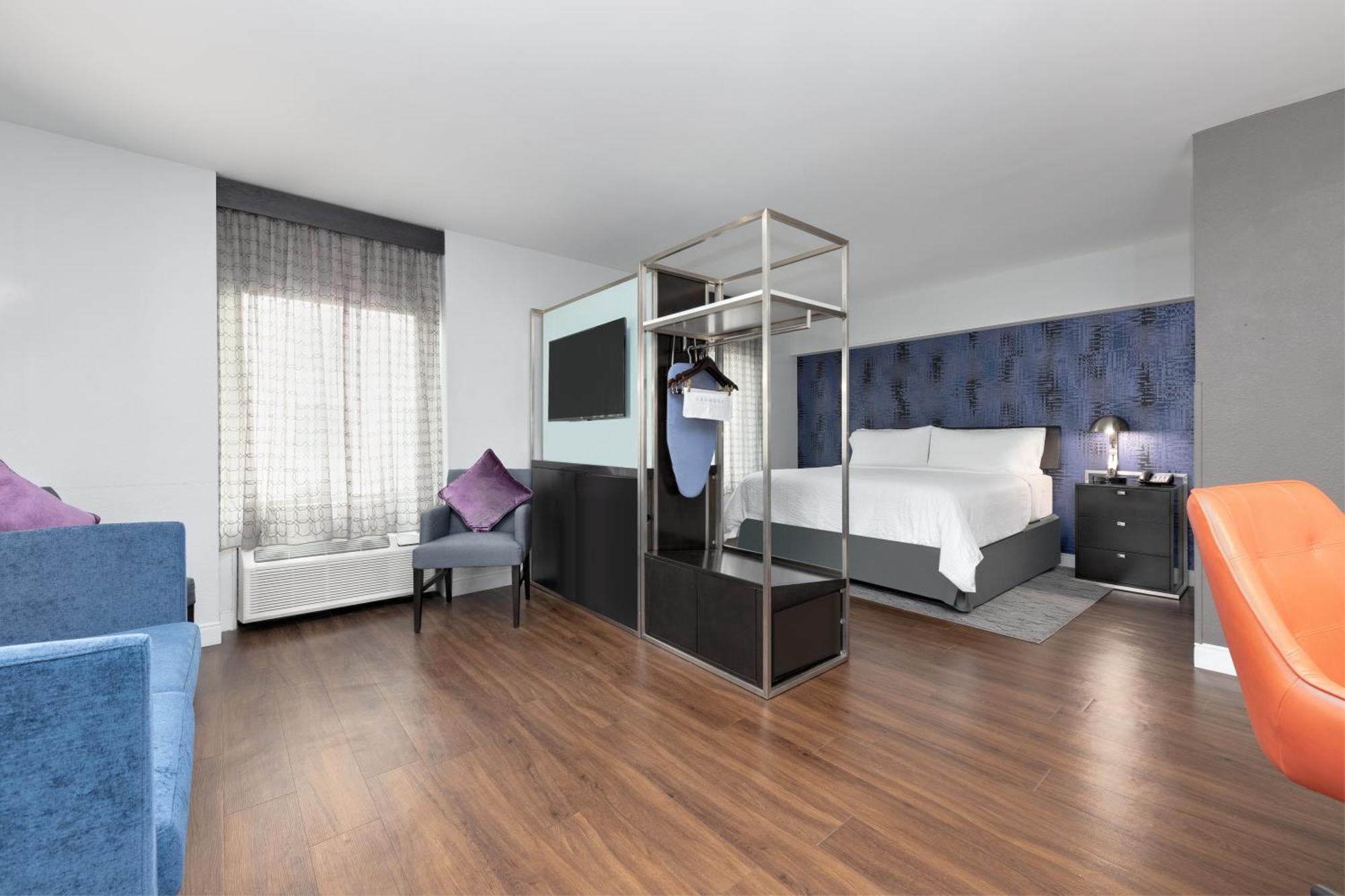 Hotel Express - Downtown By Ihg