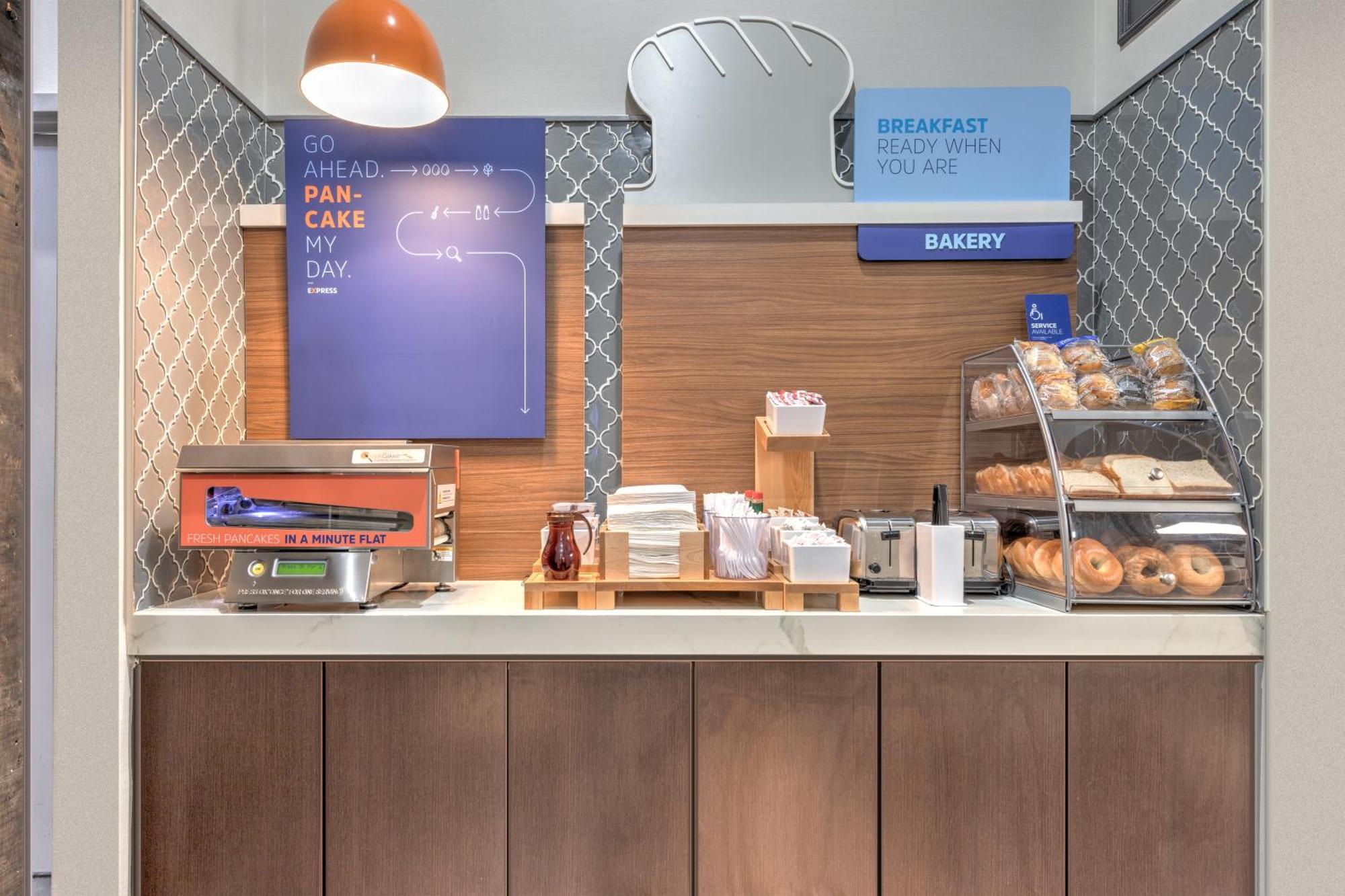Express - Downtown By Ihg 3*