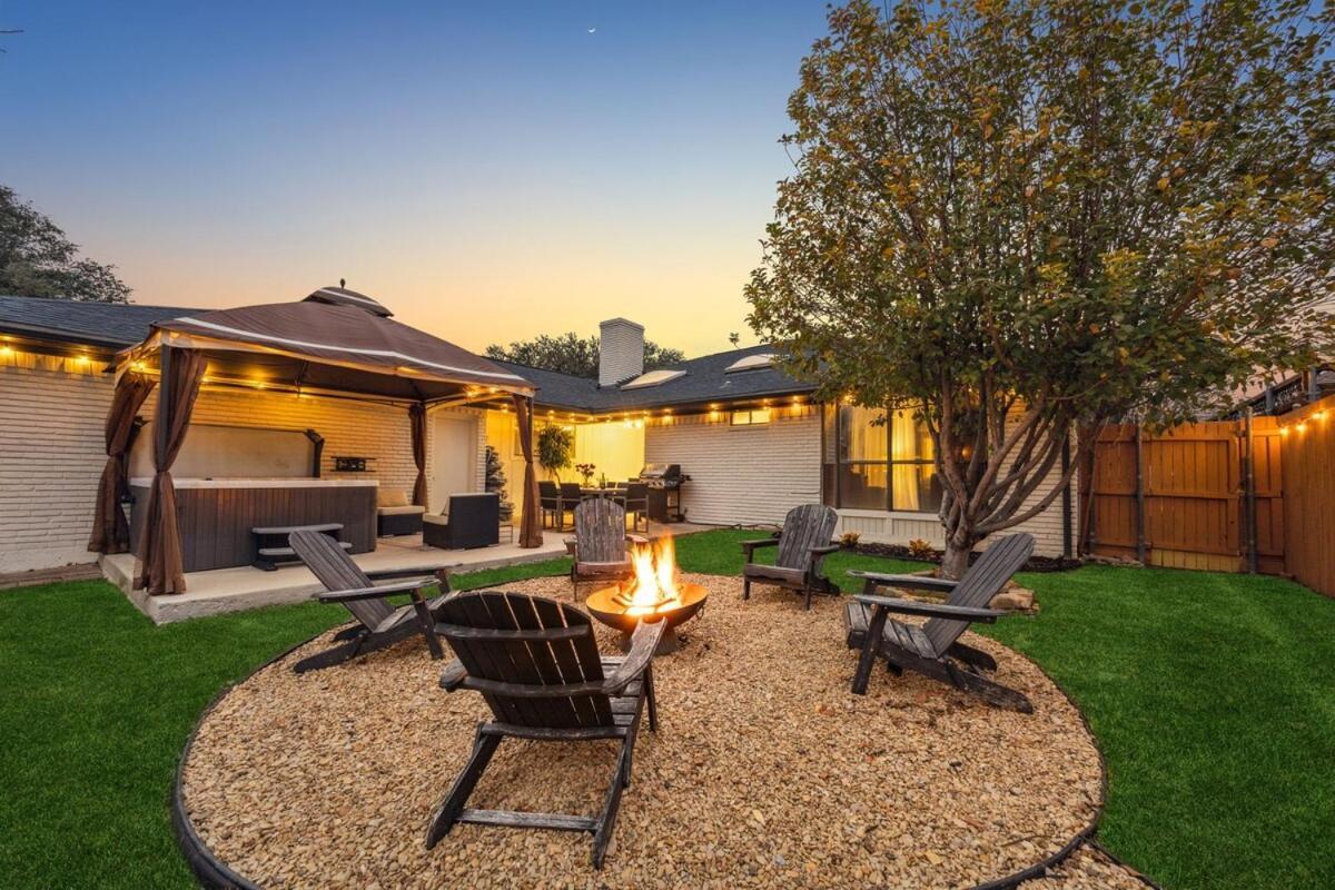 Zen Back Yard With Hot Tub, Firepit, At Holiday home *