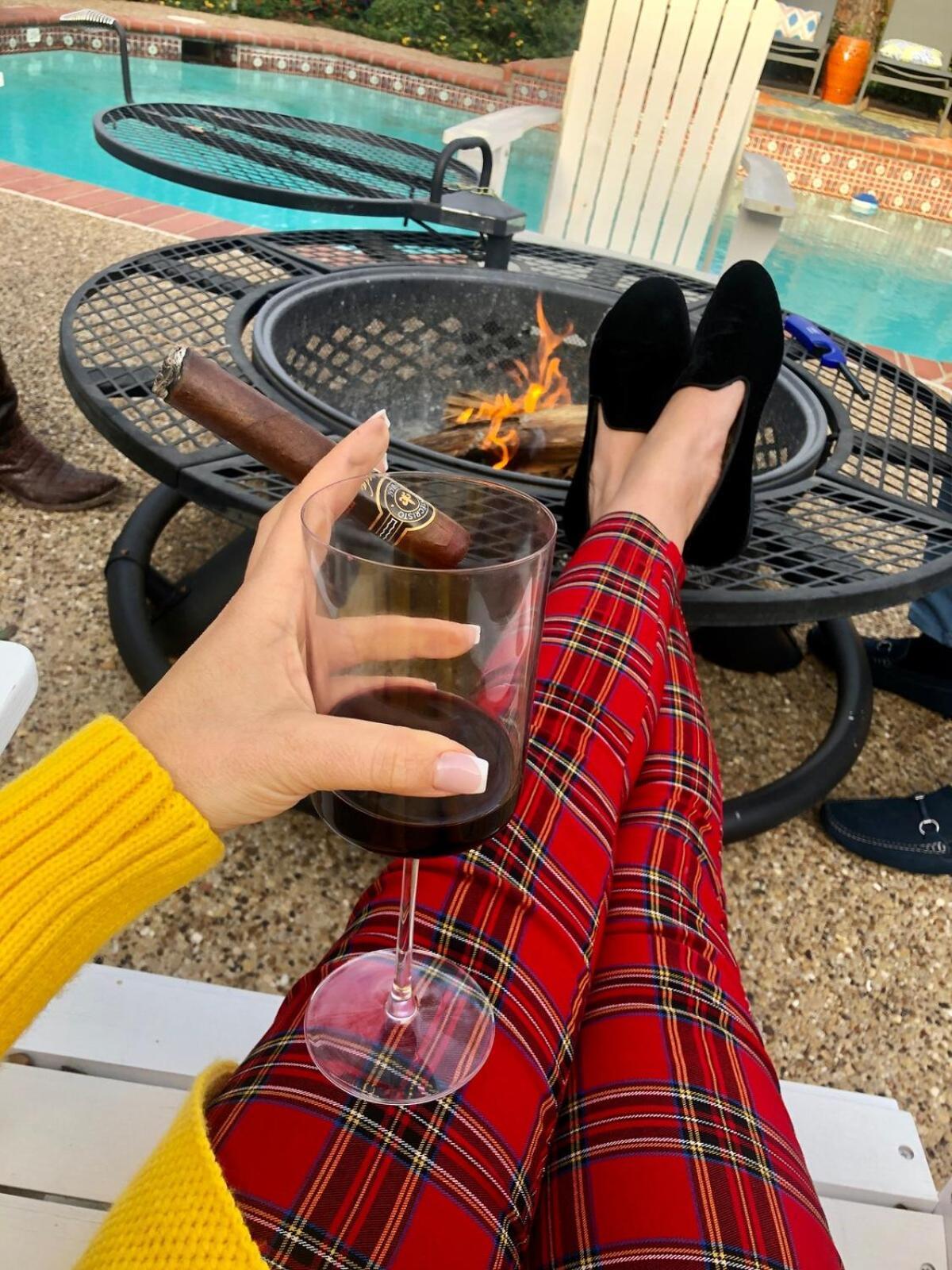 Modern With A Firepit, Heated Pool & * Dallas