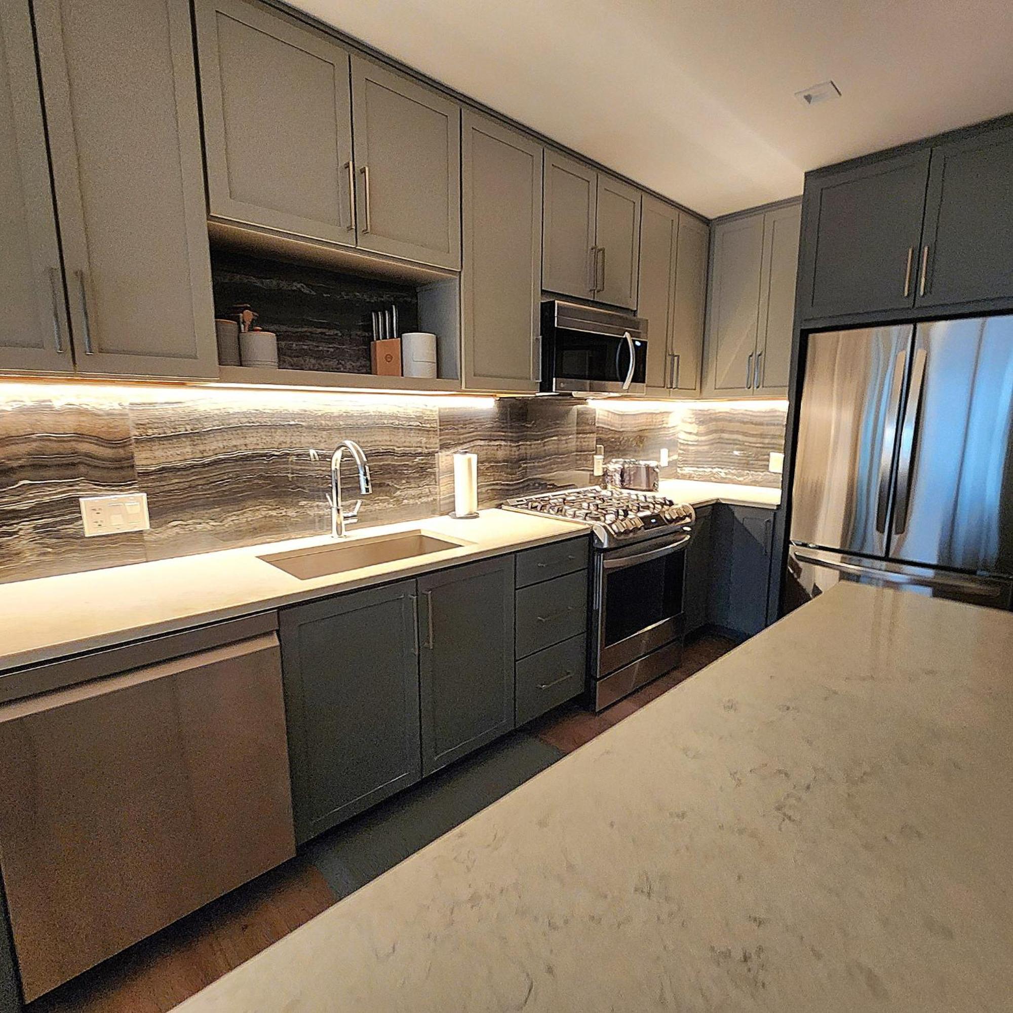 Ceo A Downtown Luxury Experience Apartment