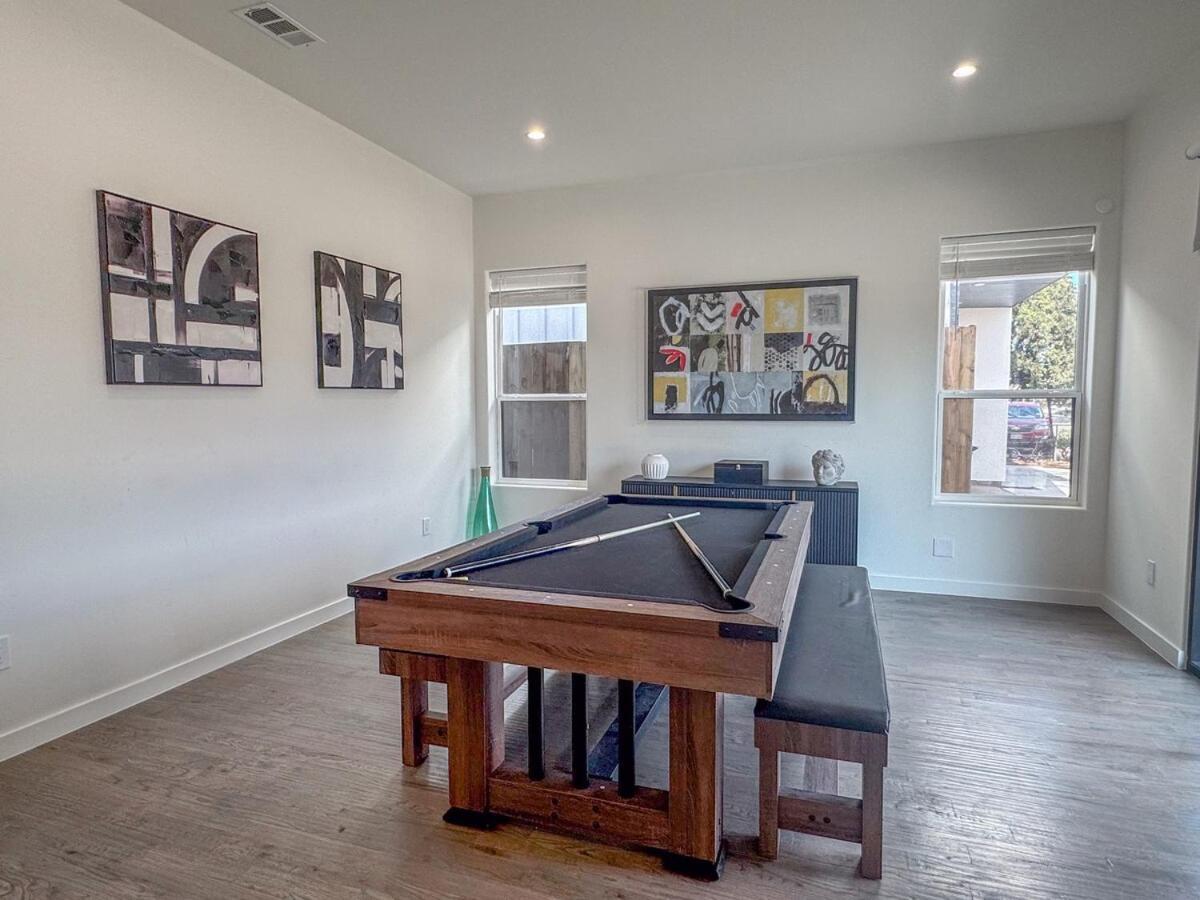Pool 4 Bedroom Luxury In The Heart Of Dallas