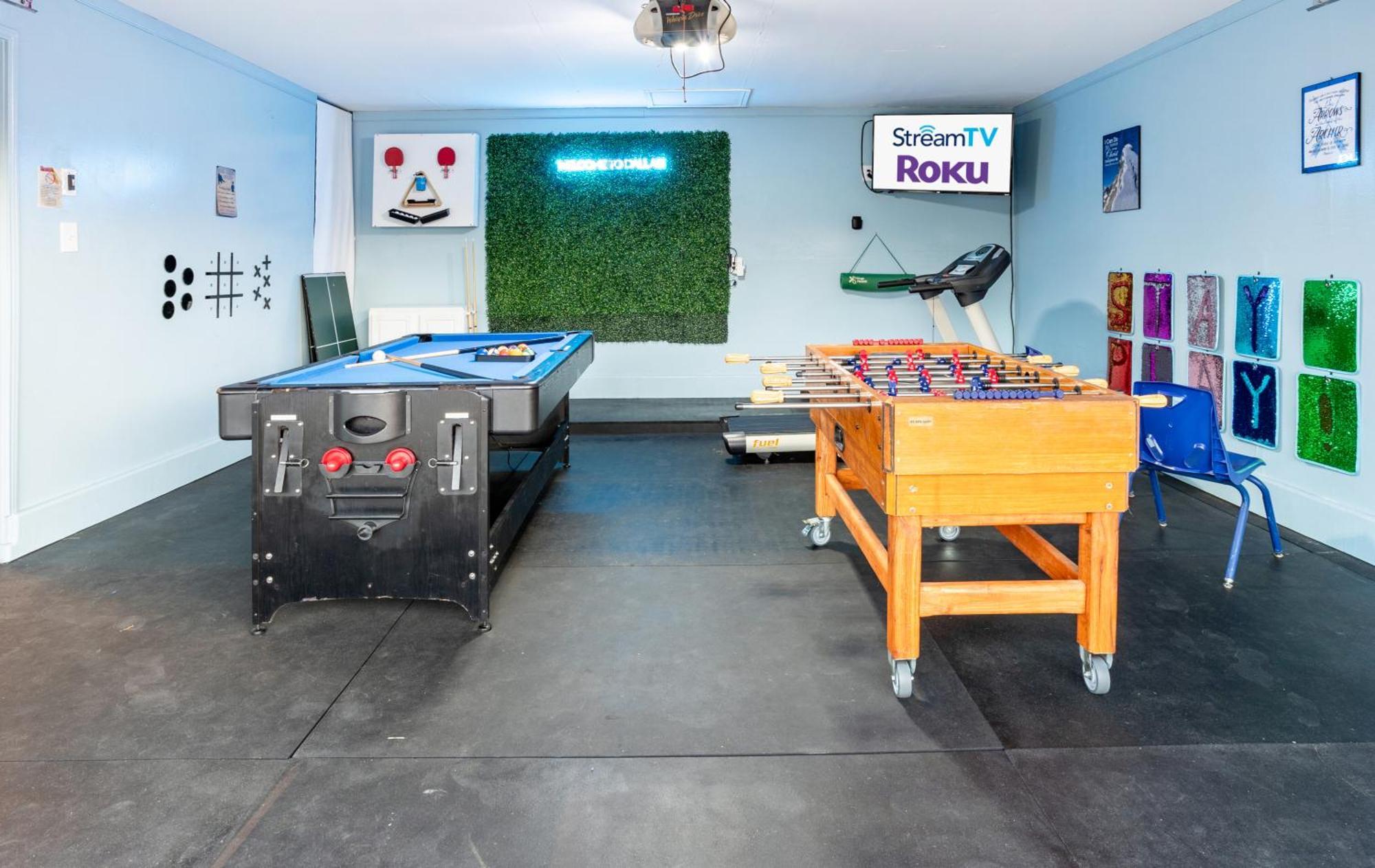 Fantastic Family And Friend Getaway - King Beds, Game Room, Gym, Fast Wifi, And Private Parking Dallas