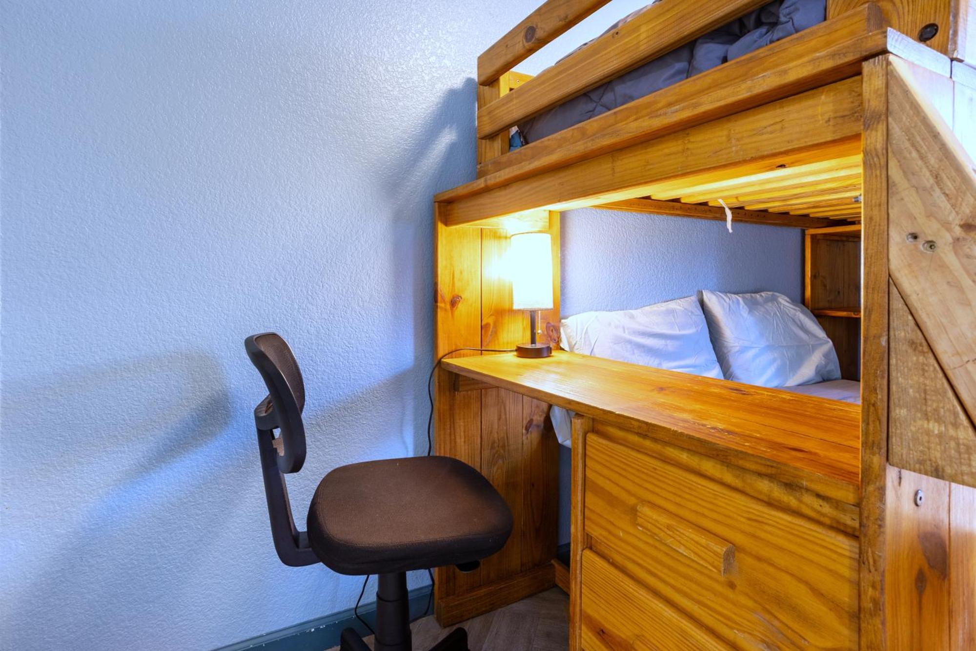 Fantastic Family And Friend Getaway - King Beds, Game Room, Gym, Fast Wifi, And Private Parking * Dallas
