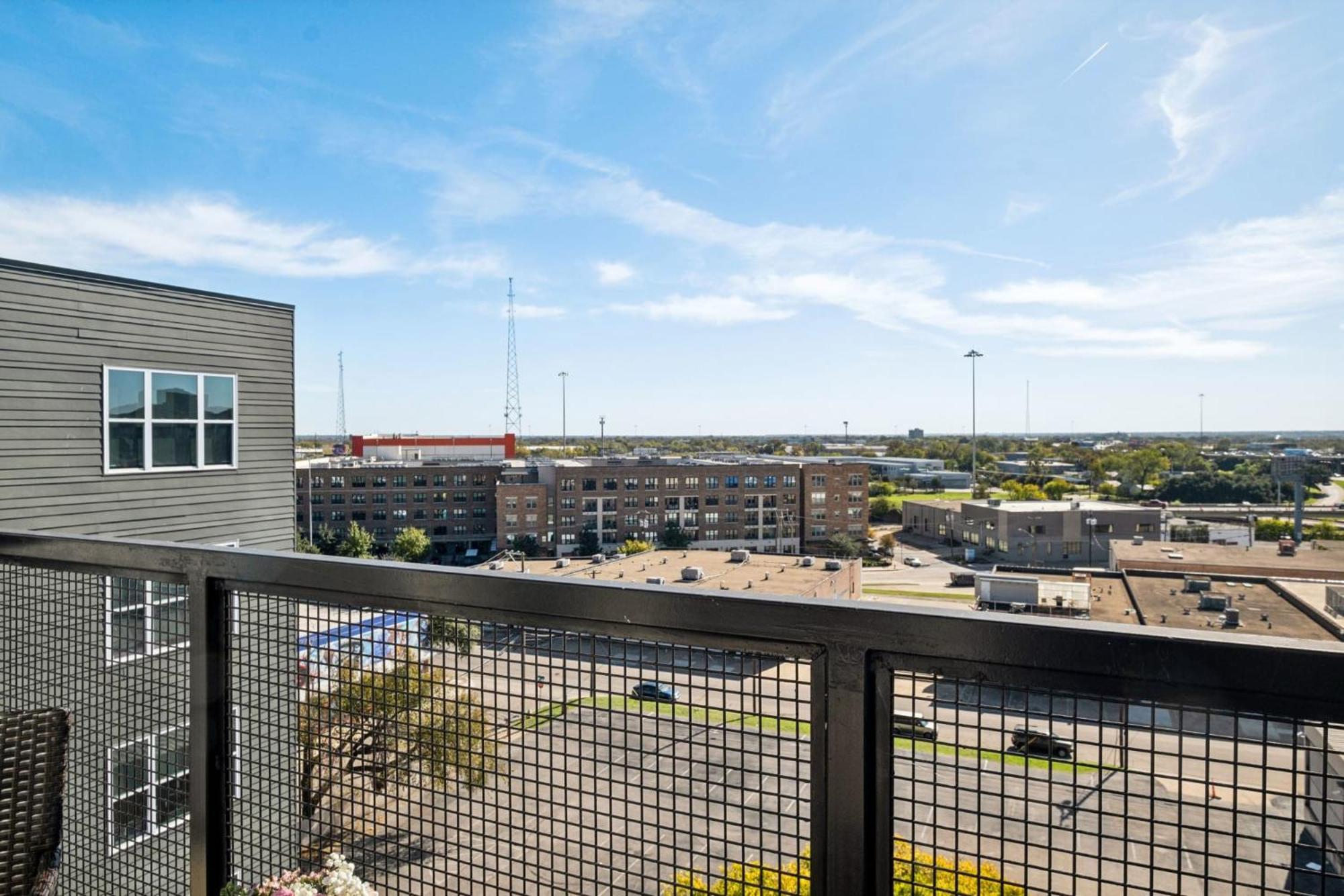 Indie Deep Ellum In Dallas