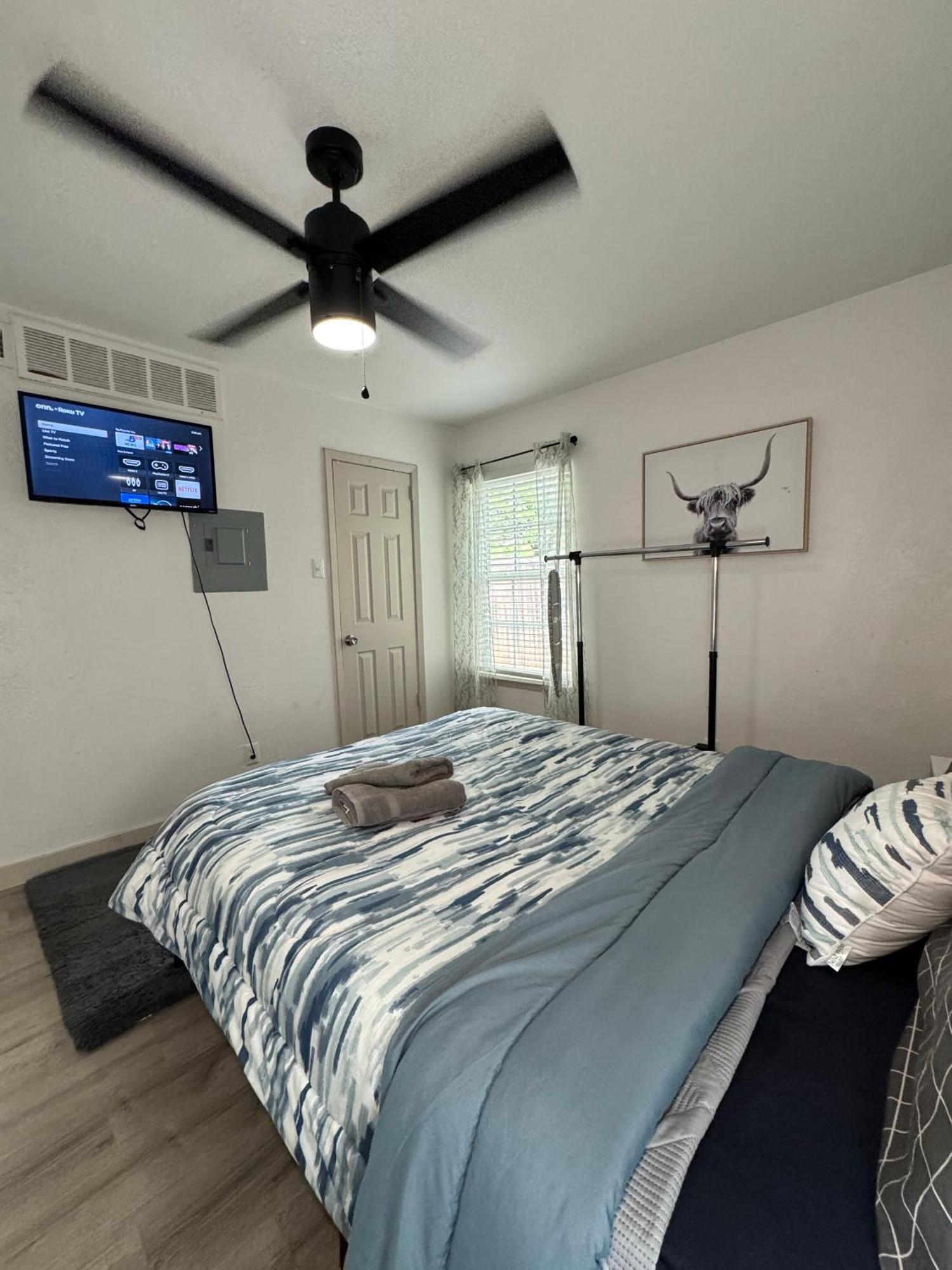 Dt L Luxe 1bd
