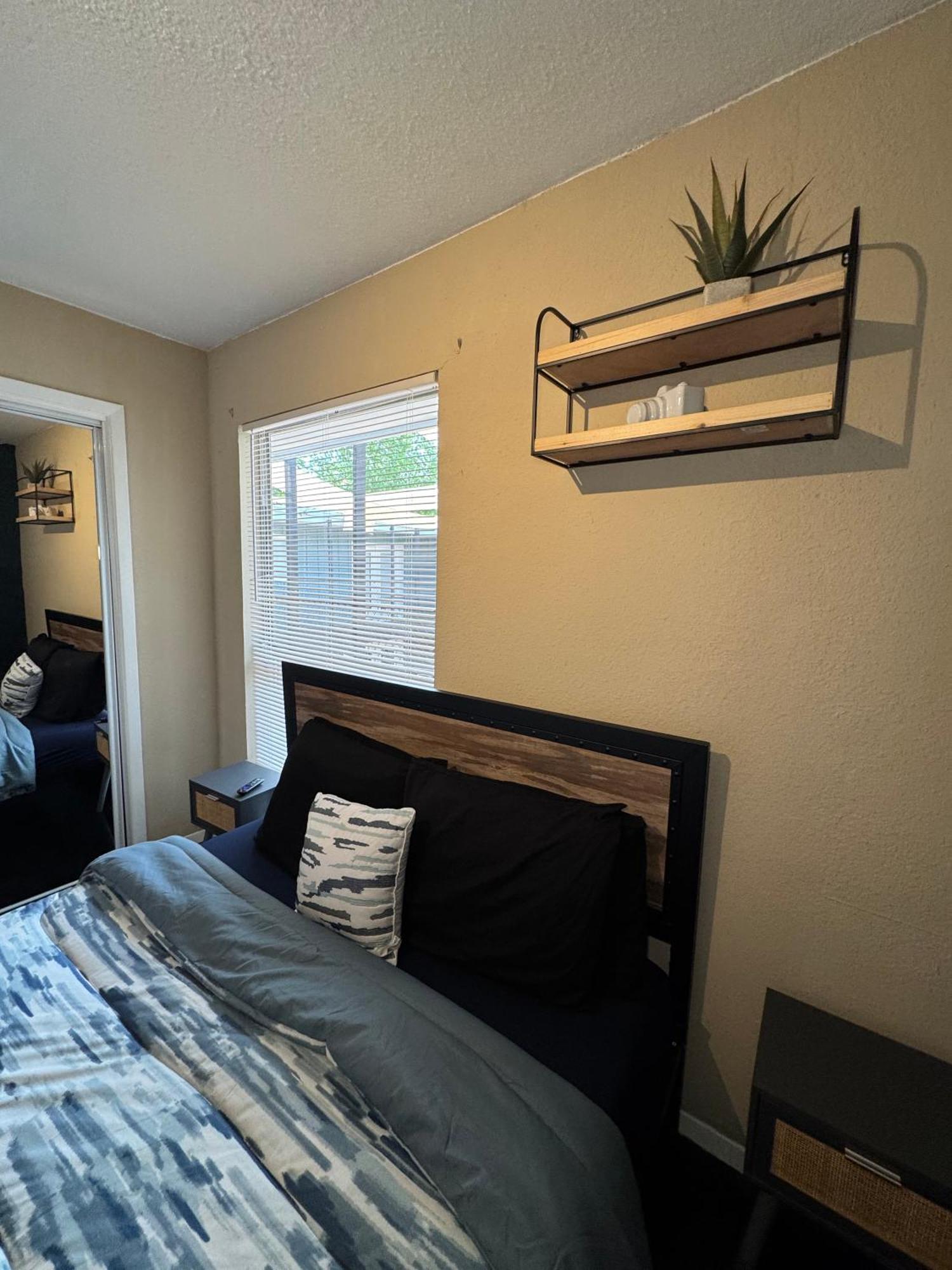 Downtown Chic Style 1bed Abode Dallas