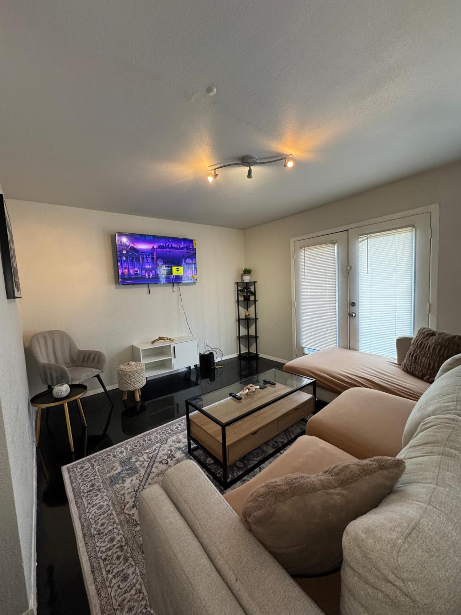 Downtown Chic Style 1bed Abode Apartment