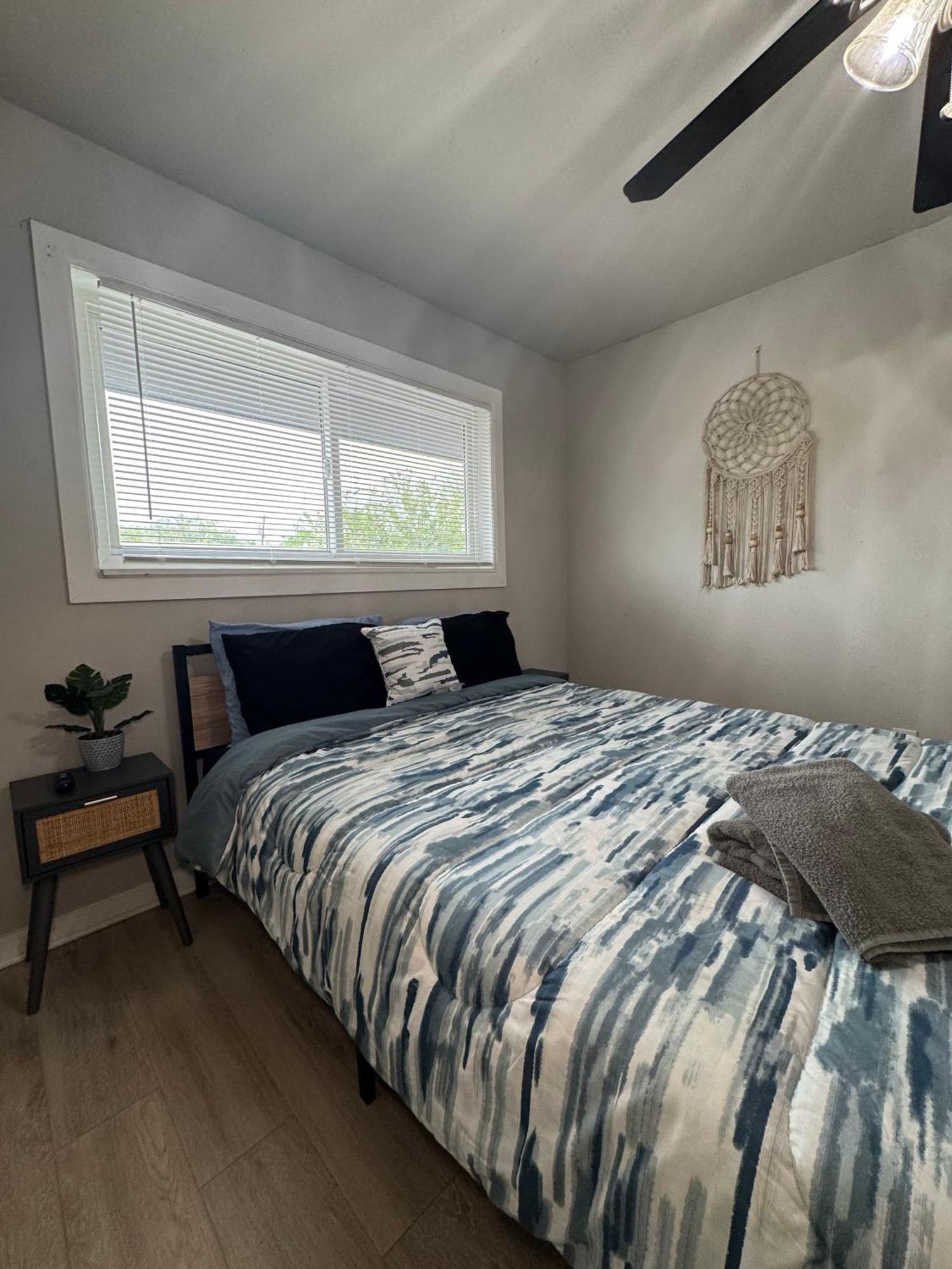 Apartment Downtown Luxe Urban Haven 1bd Retreat Dallas