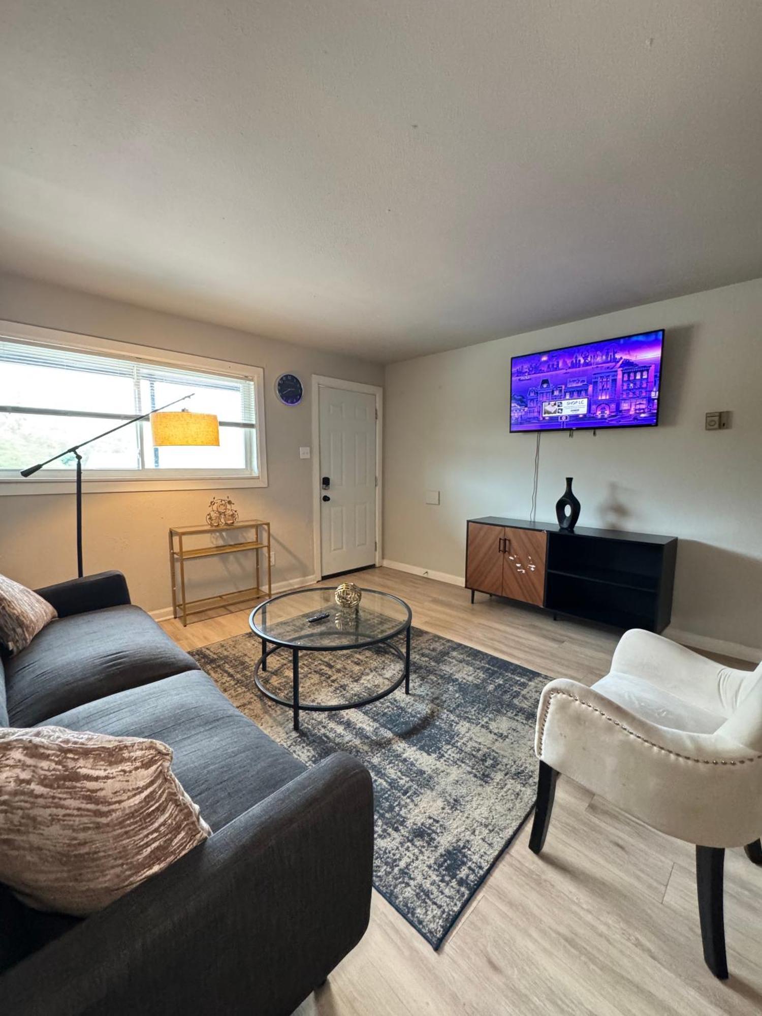 Downtown Luxe Urban Haven 1bd Retreat * Dallas