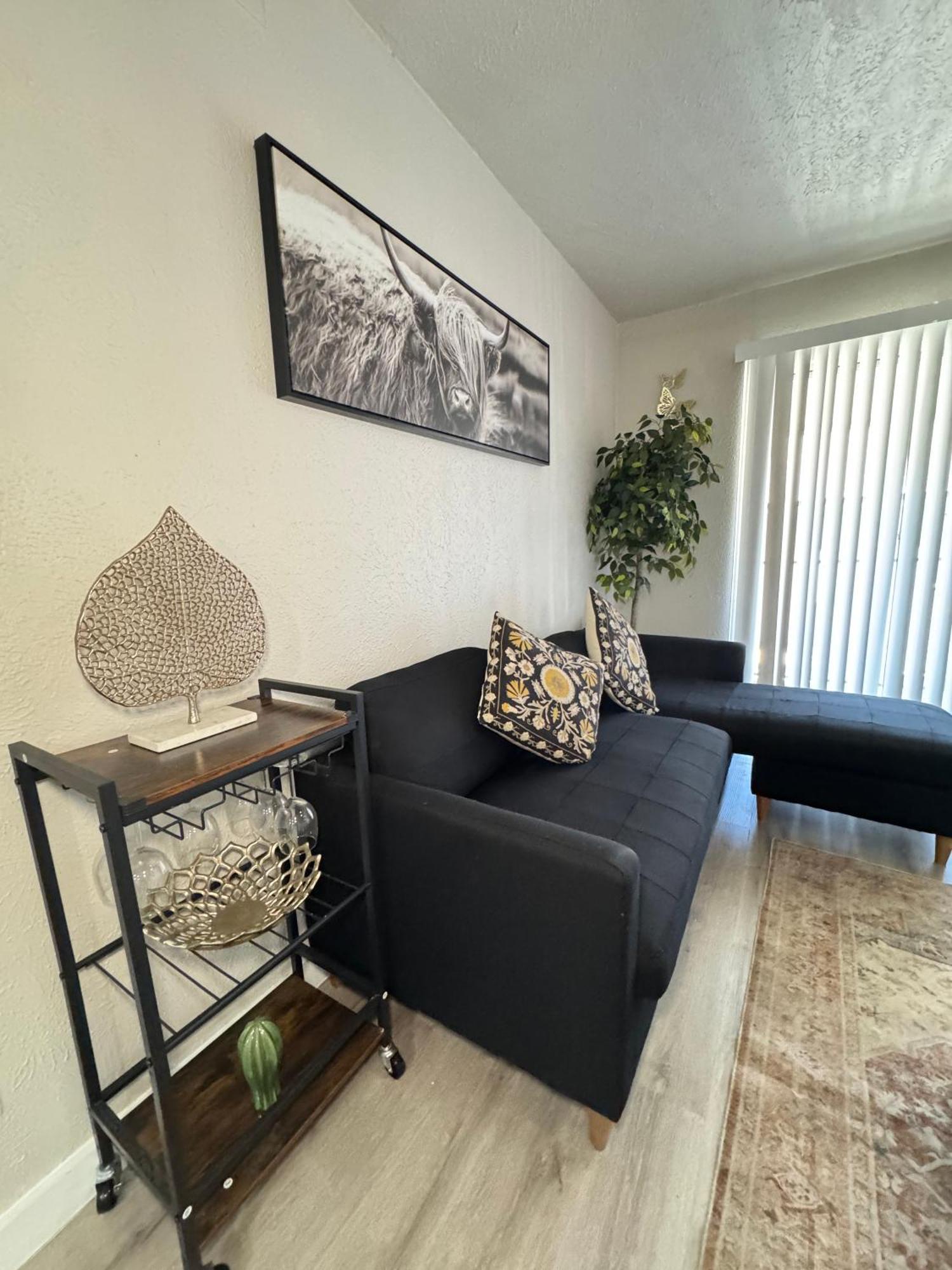 Dt Luxe Staycation 1bd1ba Apartment *
