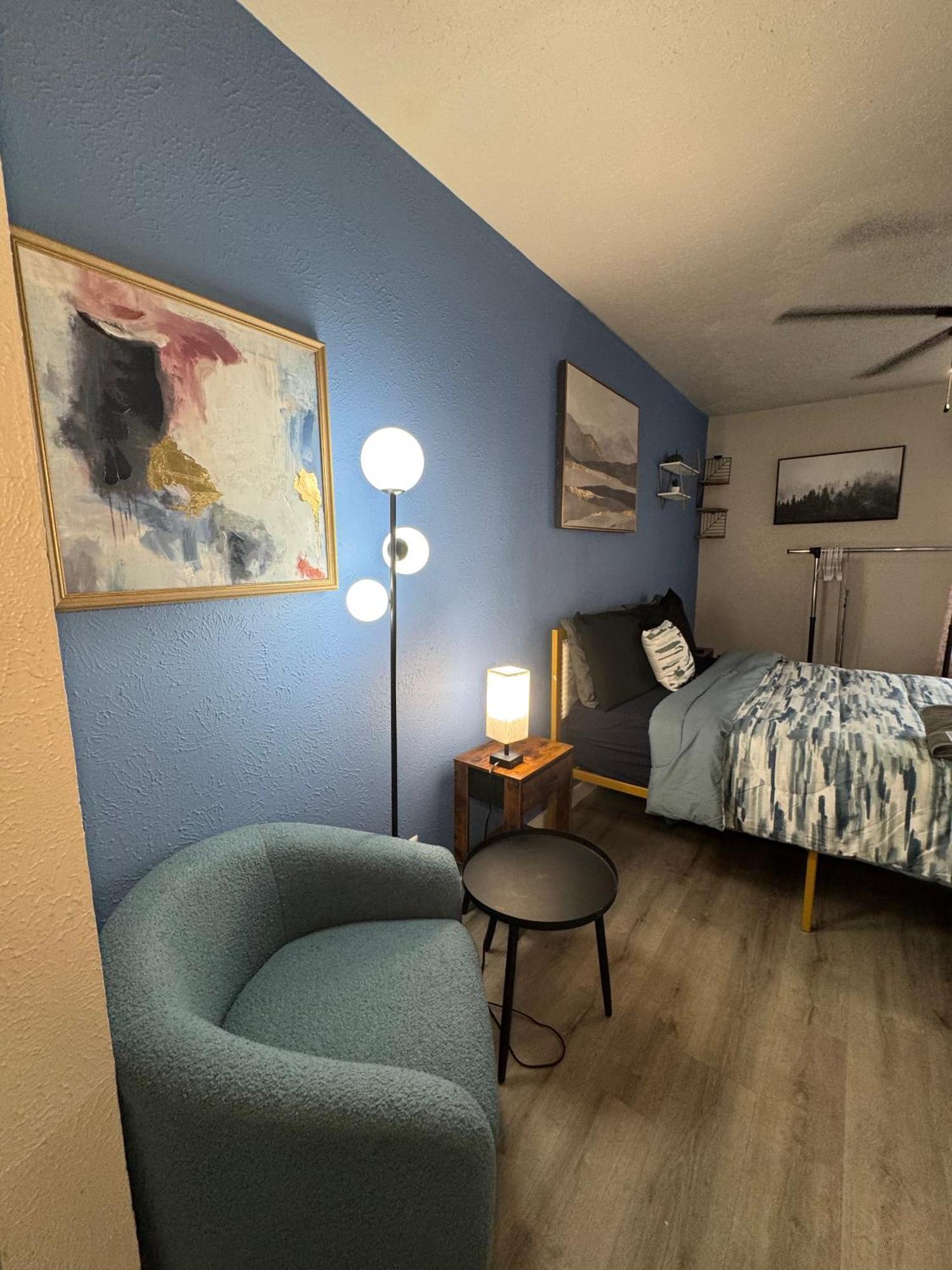 Dt Luxe Staycation 1bd1ba Dallas