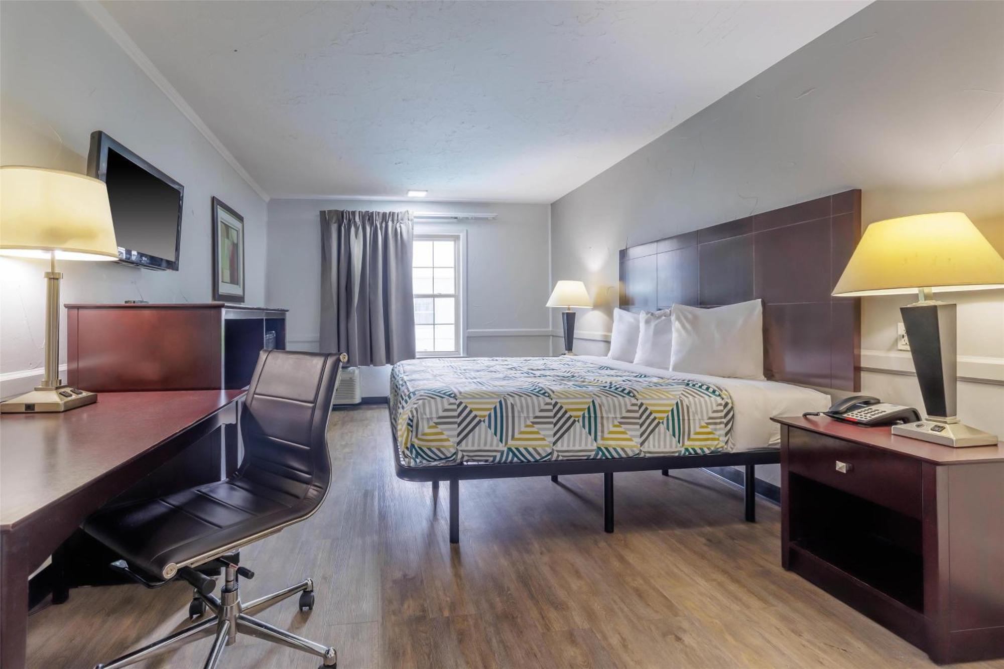 Hotel 6 Tx Downtown 3*