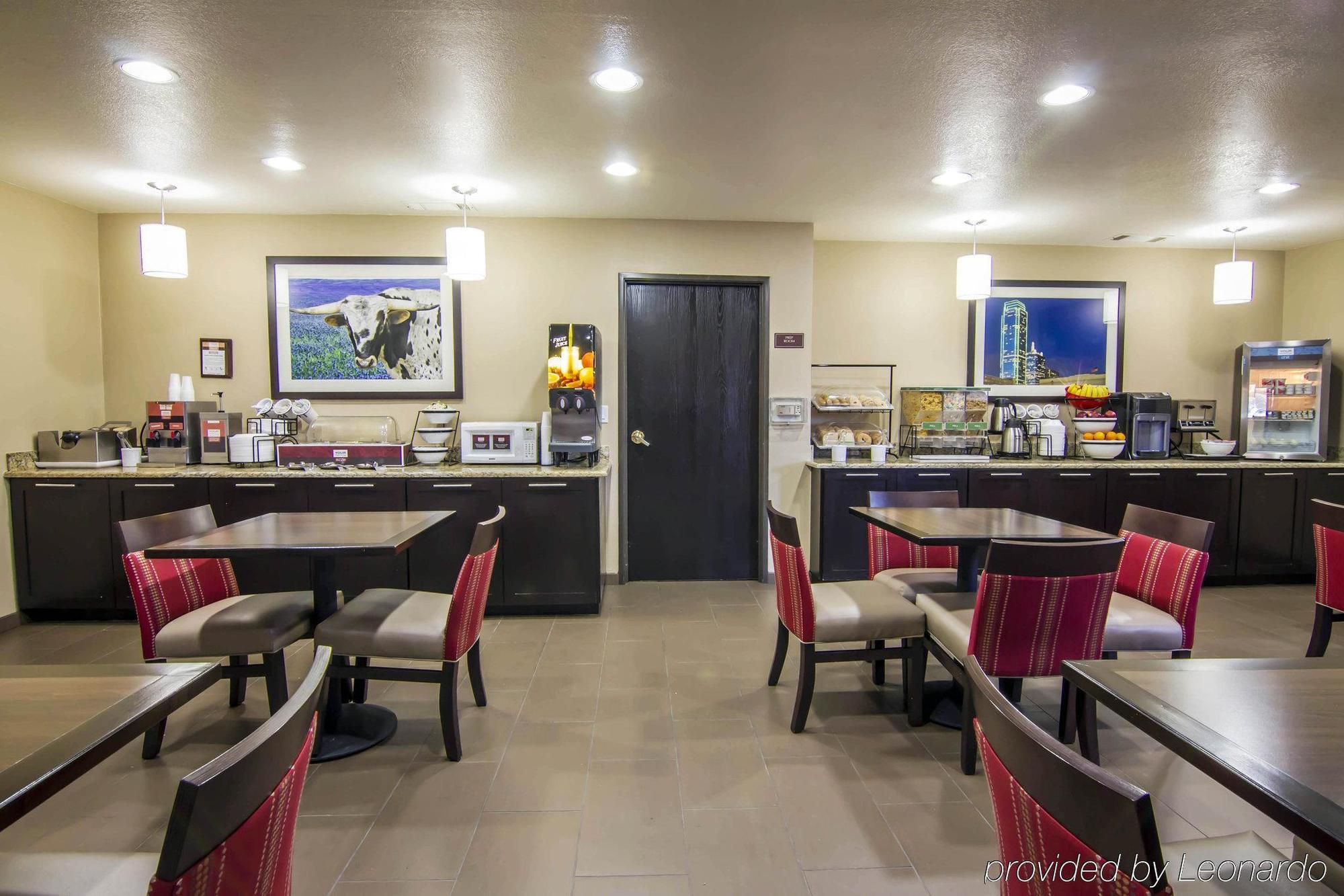 Hotel Comfort & Field-dallas Market Center 3*