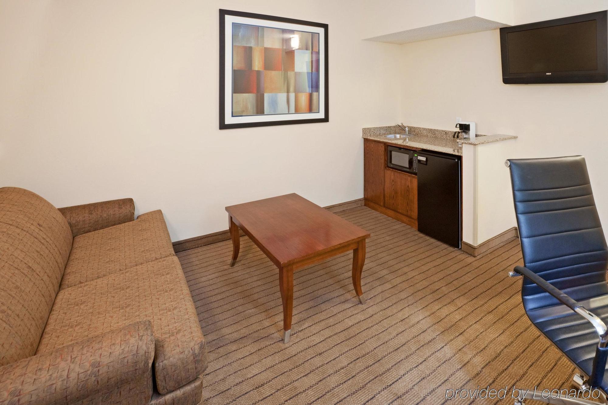 Express & - Park Northeast By Ihg 3* Dallas