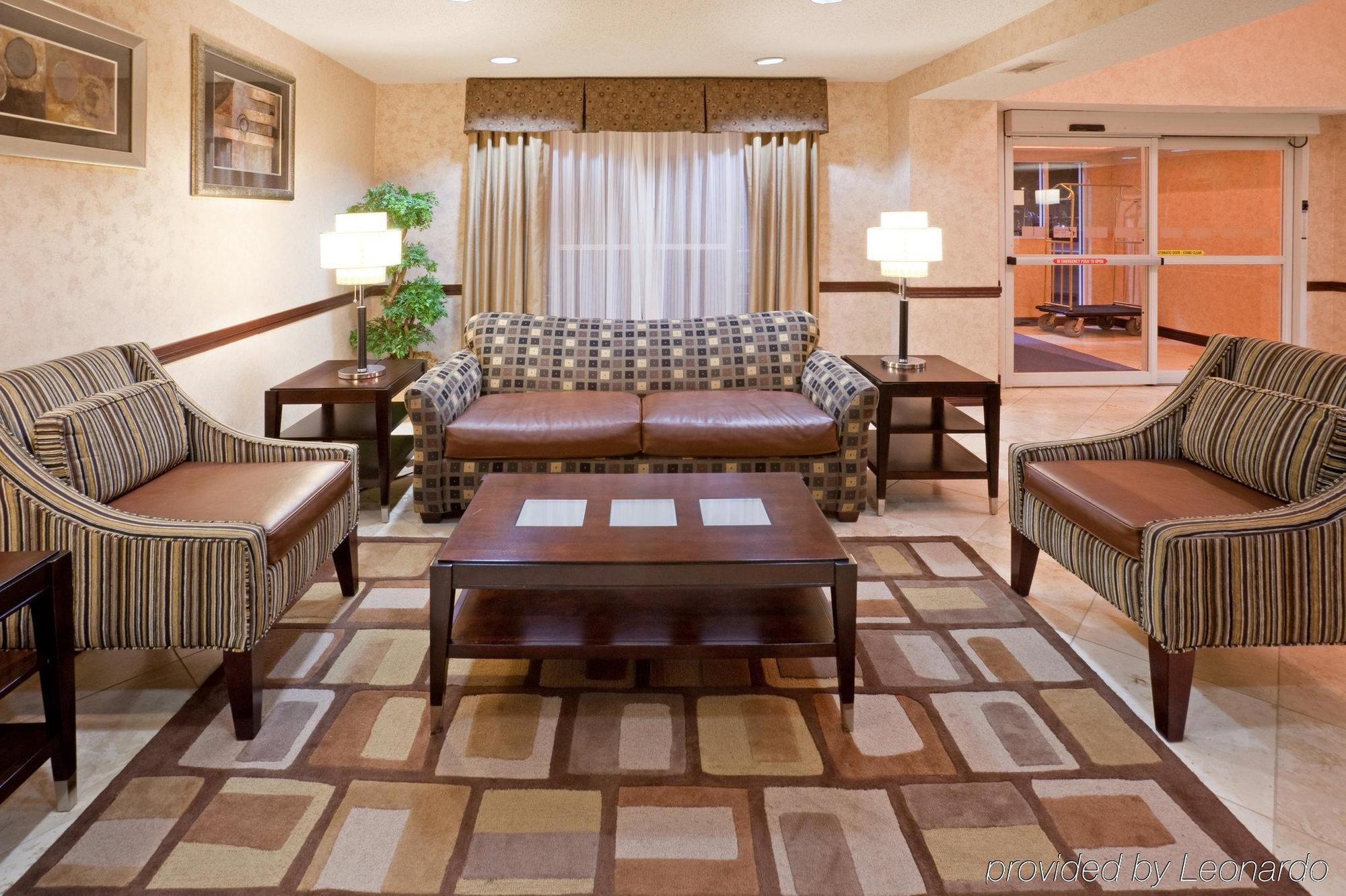 Hotel Express & - Park Northeast By Ihg