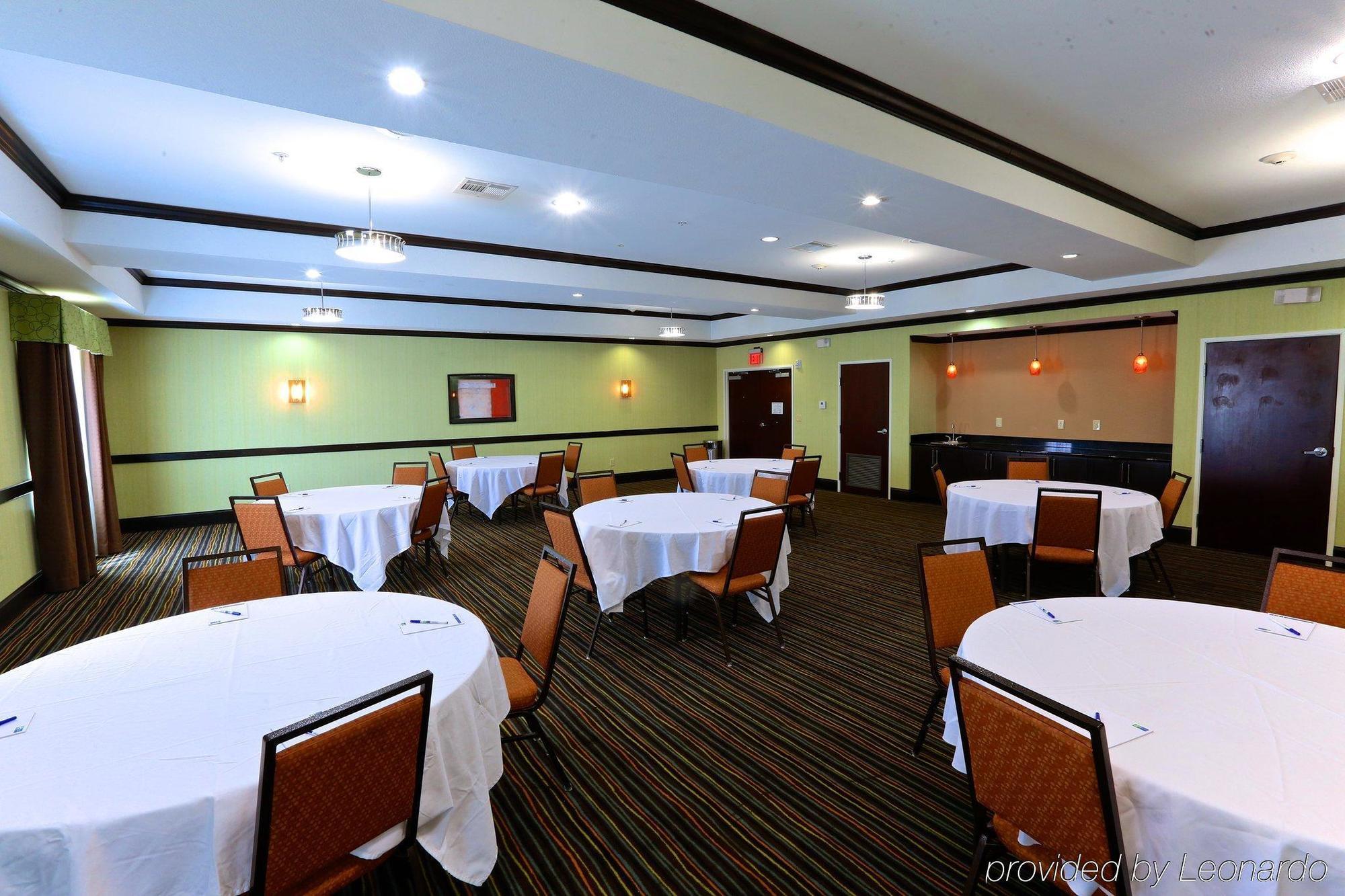 Hotel Express & West By Ihg 3*