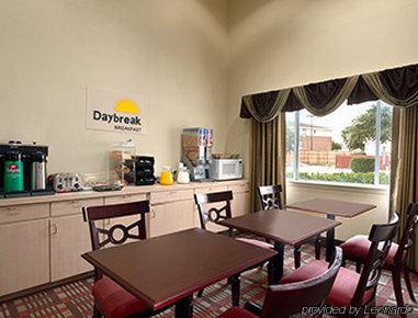 Days & By Wyndham Hotel 2*