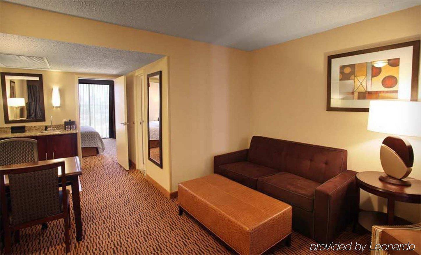 Embassy By Hilton Market Center Dallas