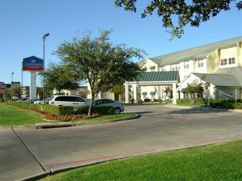 Candlewood Market Center-love Field By Ihg Dallas