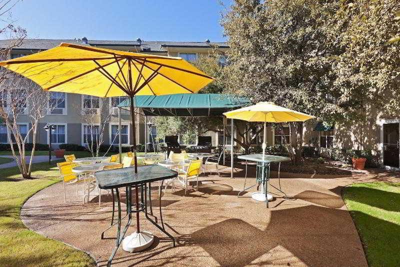 Hotel Candlewood Market Center-love Field By Ihg 3*