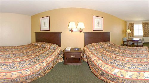 Super 8 East Near Fair Park Downtown 2* Dallas
