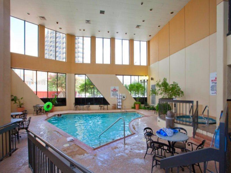 Hotel Crowne Plaza Market Ctr - Field, An Ihg