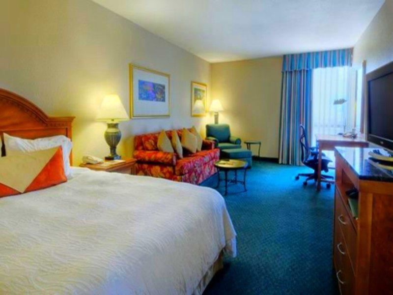 Hilton Garden Dallas/market Center