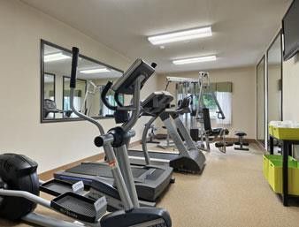 Baymont By Wyndham Dallas/ Field 3*