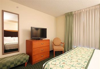 Fairfield & Medical/market Center Hotel