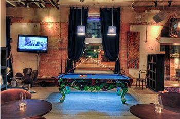 Canvas Hotel