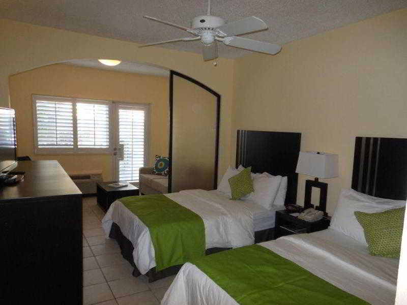 Hotel Comfort & Field-dallas Market Center 3*