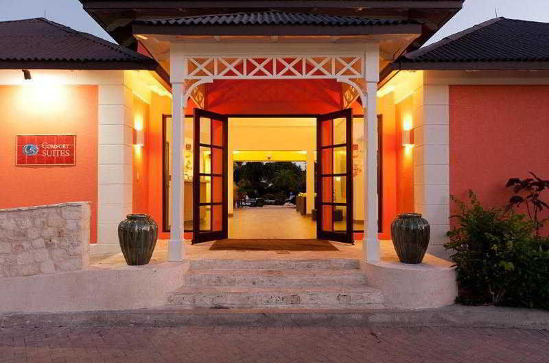 Hotel Comfort & Field-dallas Market Center