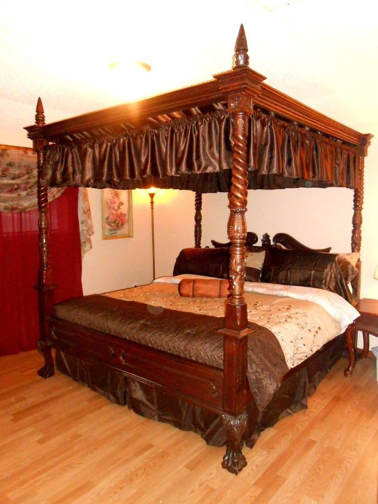 Alla's Historical Bed And Breakfast, Spa And Cabana Dallas