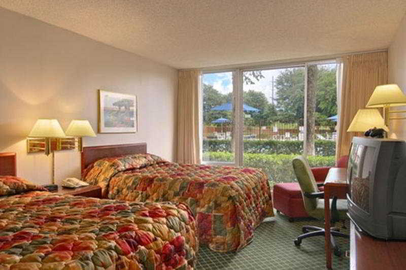 Hotel Staybridge Market Ctr Field, An Ihg 3*