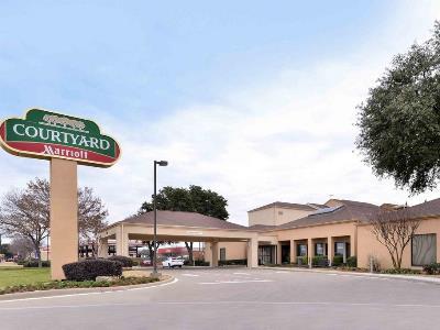 Courtyard By Marriott Northwest