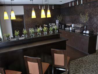 Baymont By Wyndham Dallas/ Field Hotel