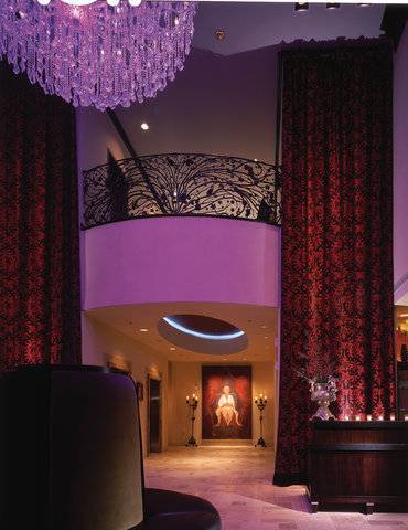 Zaza Hotel 4*