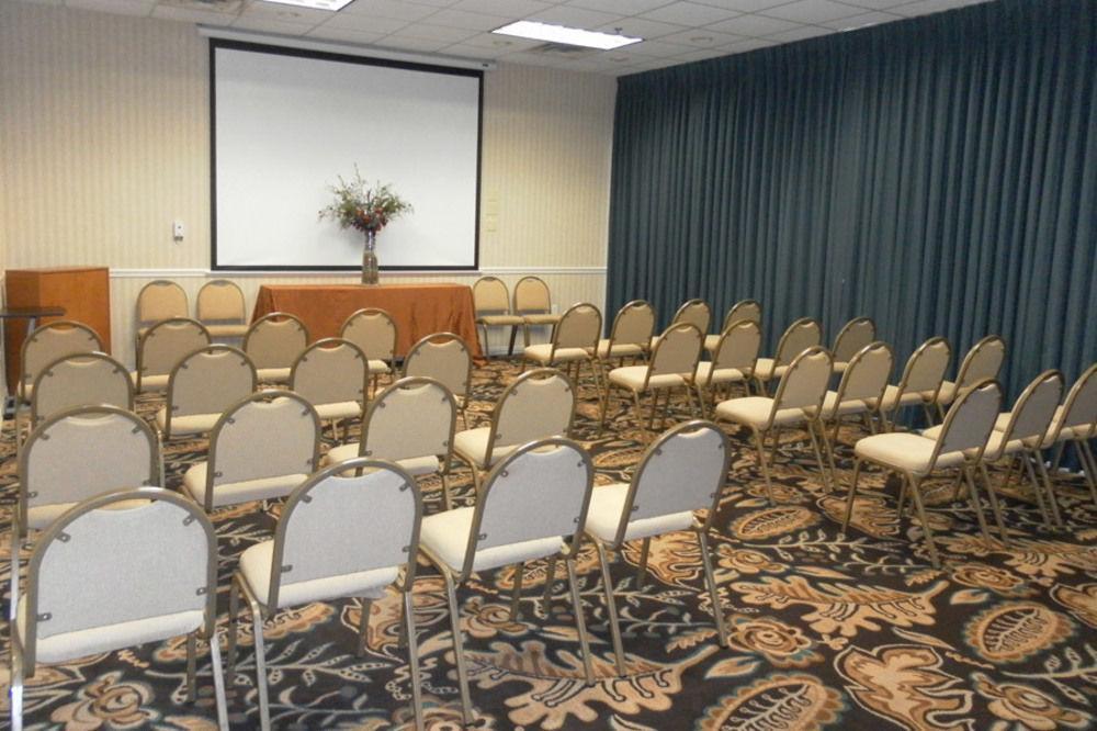 Staybridge Market Ctr Field, An Ihg 3*