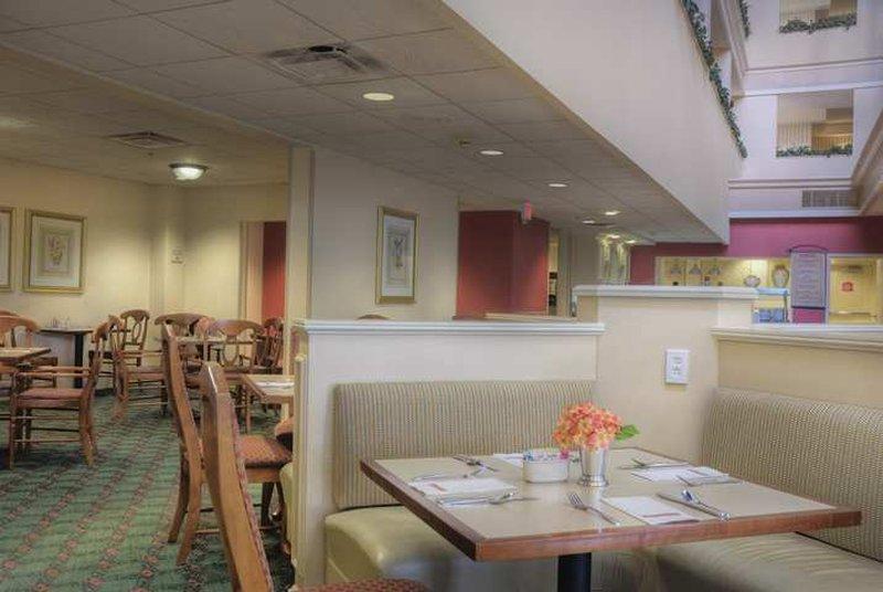 Hilton Garden Dallas/market Center