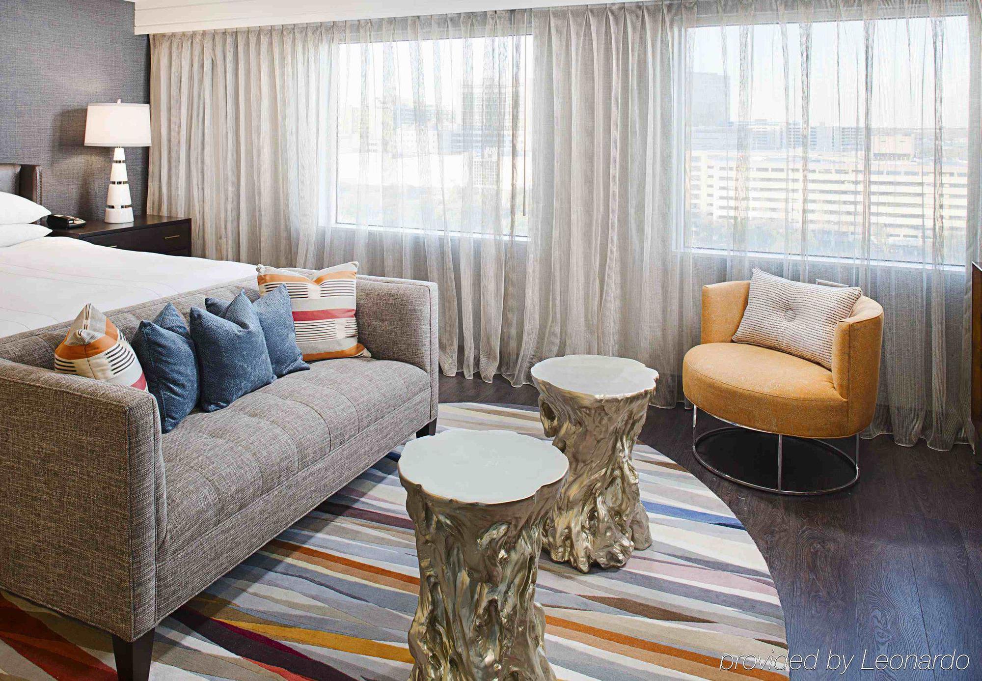 Hotel Marriott Medical/market Center 4*