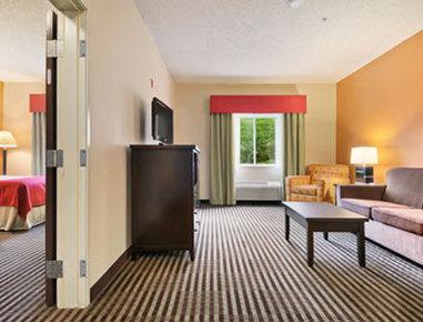 Hotel Baymont By Wyndham Dallas/ Field 3*