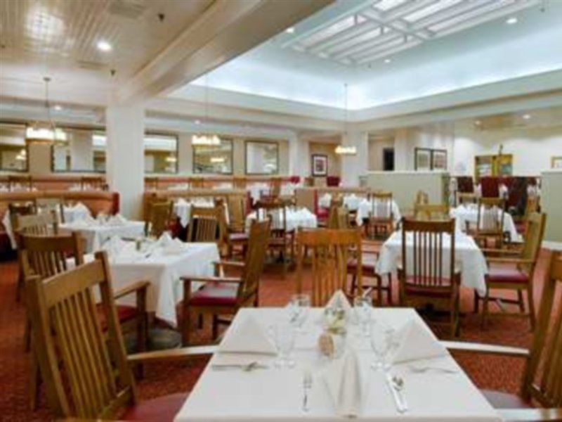 Doubletree By Hilton Campbell Centre