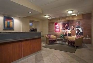 Hotel Field