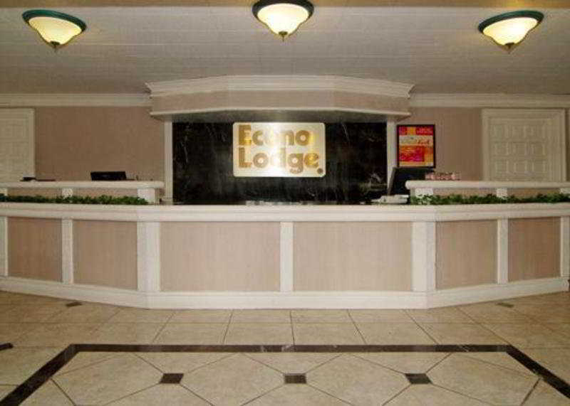 Hotel 6-dallas, Tx - Market Center