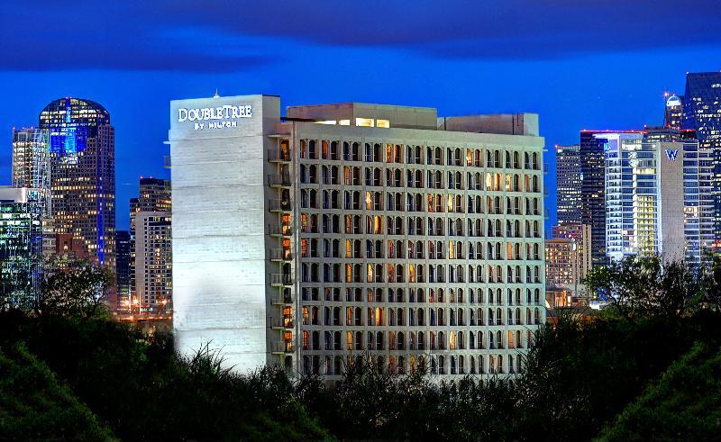 Doubletree By Hilton Market Center Hotel